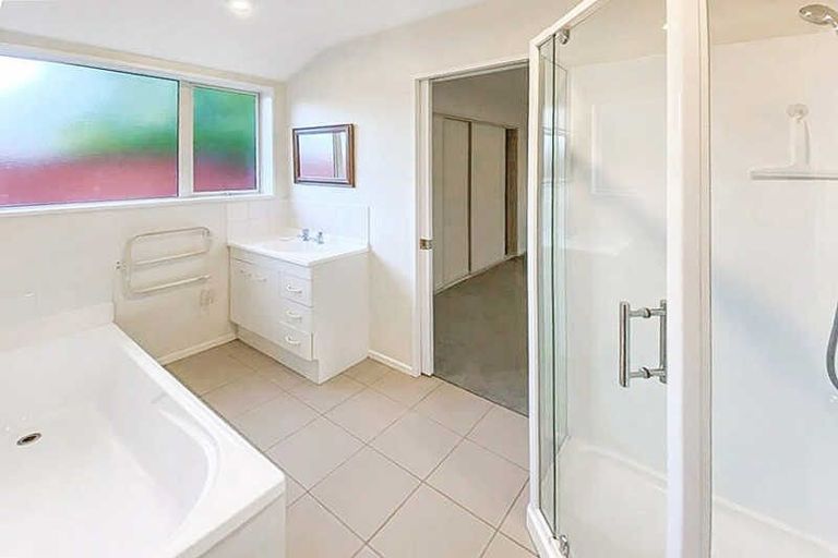 Photo of property in 69a Cavendish Road, Casebrook, Christchurch, 8051