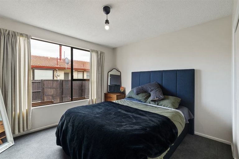 Photo of property in 2/66 Lakewood Drive, Burwood, Christchurch, 8083