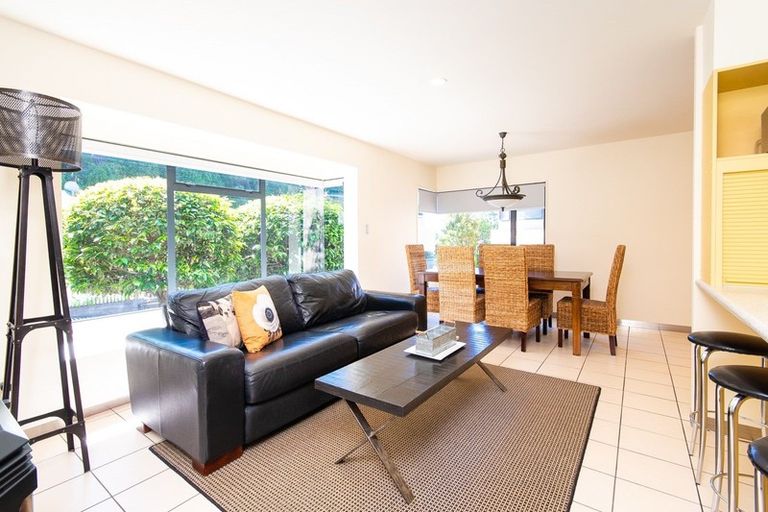 Photo of property in 145 Milton Road, Bluff Hill, Napier, 4110
