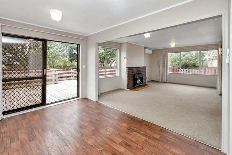 Photo of property in 14 Rakatau Place, Ruakaka, 0116