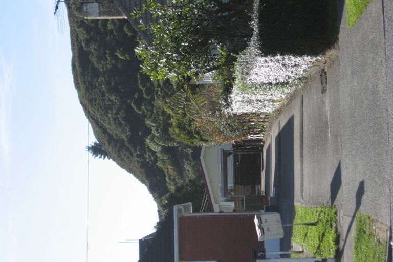 Photo of property in 1/5 Kowhai Street, Naenae, Lower Hutt, 5011