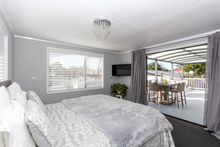 Photo of property in 7 Elliott Street, Waitara, 4320