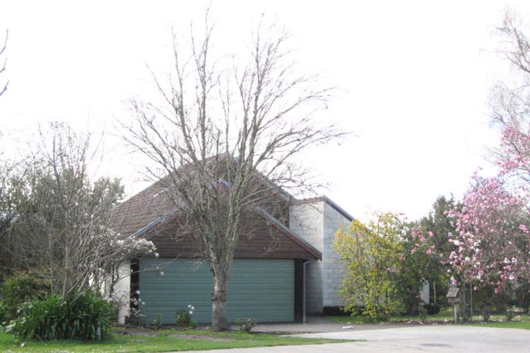 Photo of property in 44 Iona Road, Havelock North, 4130