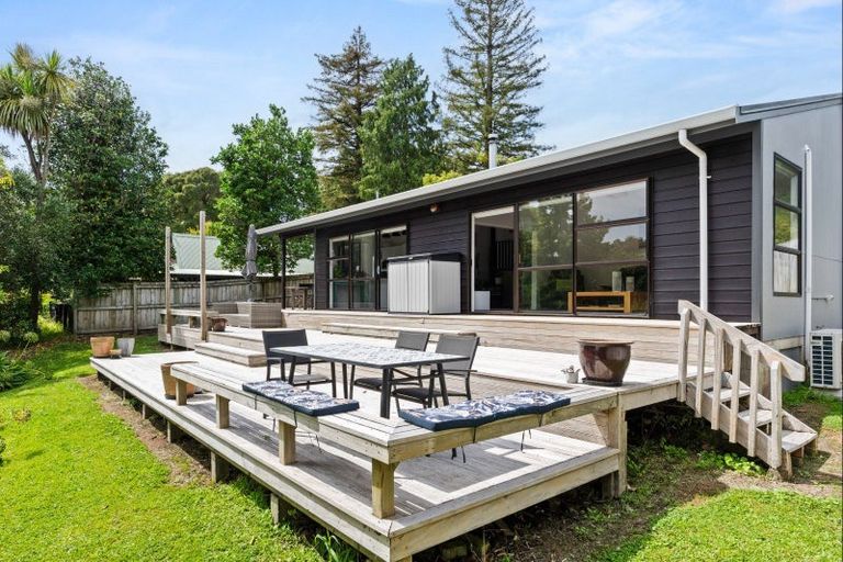 Photo of property in 15 Magnolia Street, Outer Kaiti, Gisborne, 4010