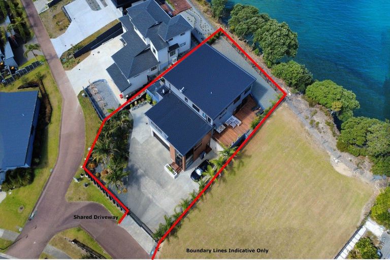 Photo of property in 57 Hawaiian Parade, Arkles Bay, Whangaparaoa, 0932