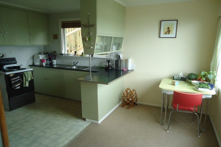 Photo of property in 11 Carlton Street, Melrose, Wellington, 6023