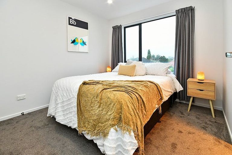 Photo of property in 69c Astley Avenue, New Lynn, Auckland, 0600
