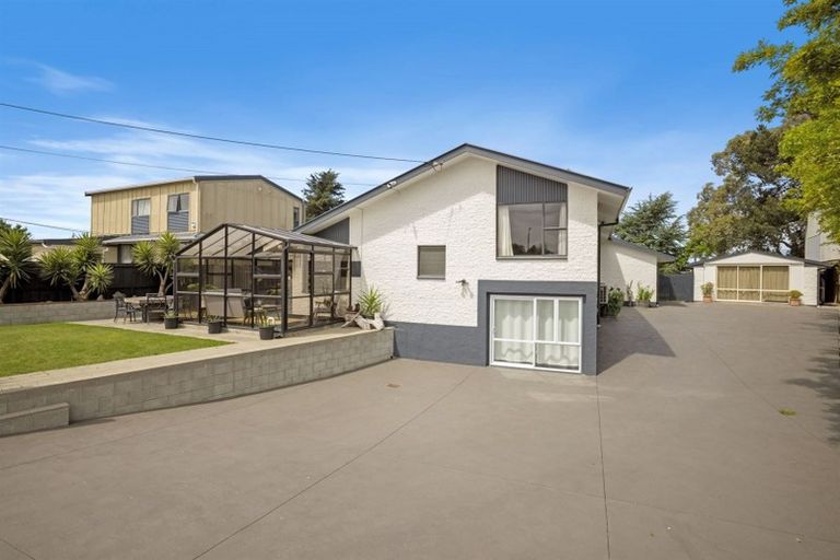 Photo of property in 197 Springs Road, Hornby, Christchurch, 8042