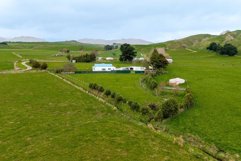 Photo of property in 136 Murphys Road, Pahiatua, 4982