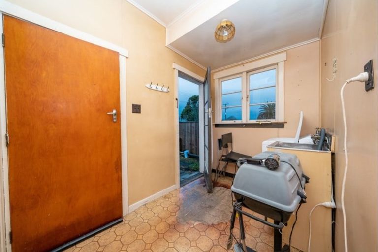 Photo of property in 10 Orchard East Road, Ngatea, 3503