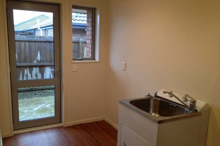 Photo of property in 6 Cunneen Place, Aidanfield, Christchurch, 8025