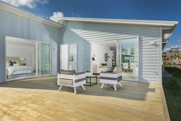 Photo of property in 17 Princes Street, Riverhead, 0820