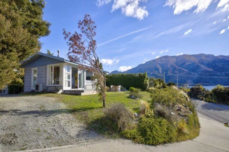 Photo of property in 179 Lakeview Terrace, Lake Hawea, Wanaka, 9382