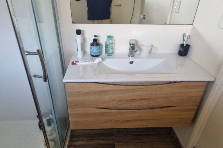 Photo of property in 51a Salisbury Road, Birkdale, Auckland, 0626