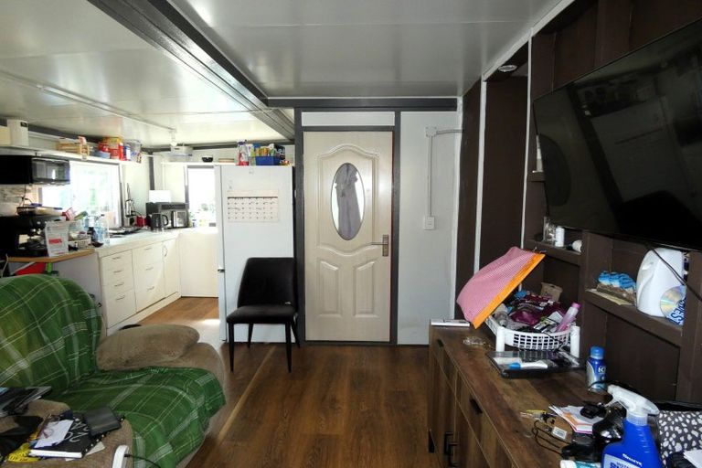 Photo of property in 9 Roebuck Street, Westport, 7825