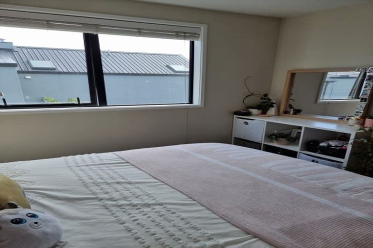 Photo of property in 1/21 Hills Road, Edgeware, Christchurch, 8013