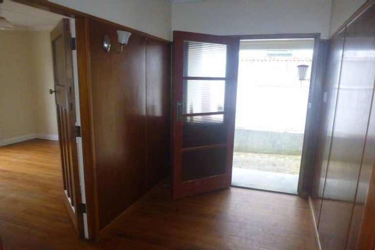 Photo of property in 14 Nottingham Street, Karori, Wellington, 6012