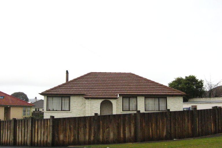 Photo of property in 16 Station Road, Sawyers Bay, Port Chalmers, 9023