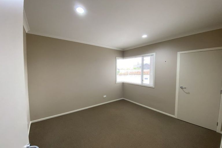 Photo of property in 98 Russell Robertson Drive, Havelock North, 4130