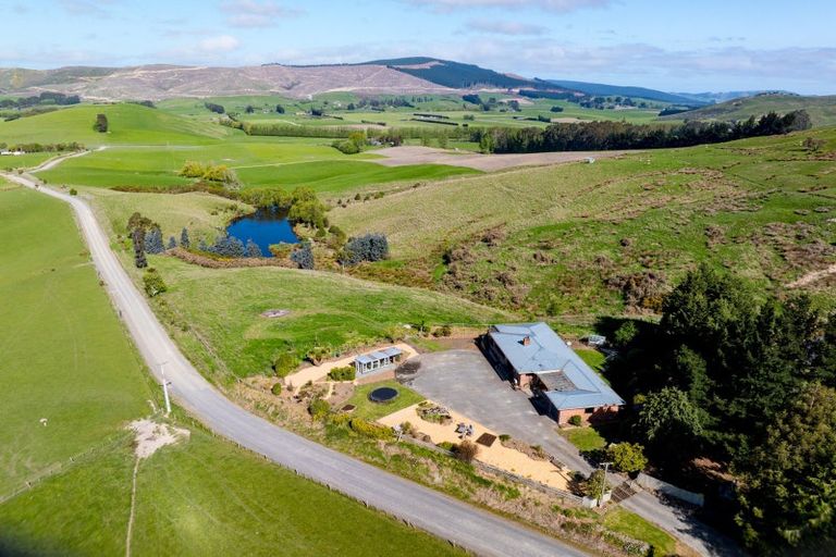 Photo of property in 95 Cullen Road, Clarendon, Outram, 9073