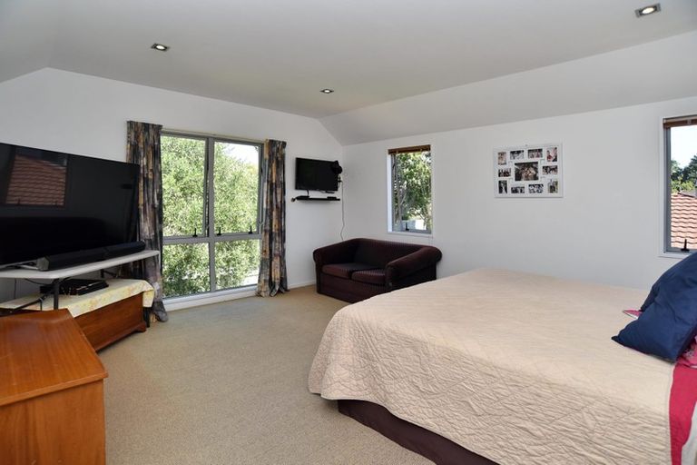 Photo of property in 42 Saint James Avenue, Papanui, Christchurch, 8053