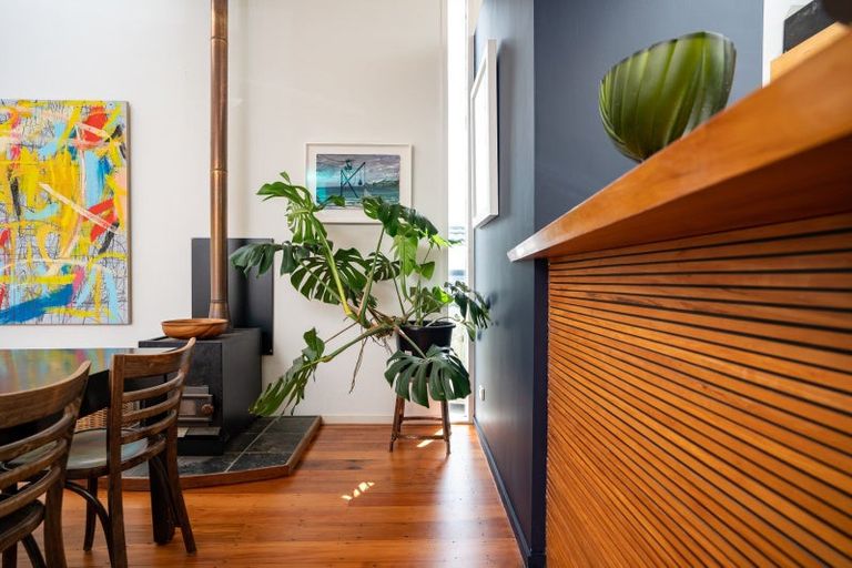 Photo of property in 15 Garfield Street, Brooklyn, Wellington, 6021