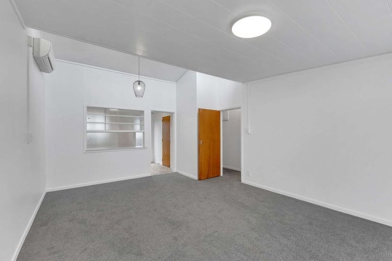 Photo of property in 2/20 Darnell Street, Fitzroy, New Plymouth, 4312