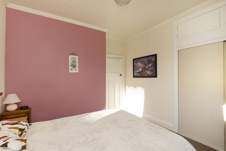 Photo of property in 16 Foyle Street, Oamaru North, Oamaru, 9400