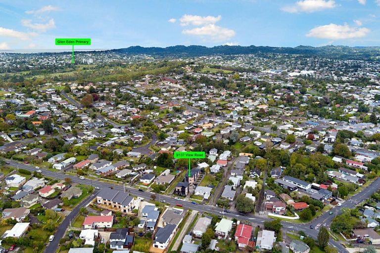 Photo of property in 3/137 View Road, Sunnyvale, Auckland, 0612