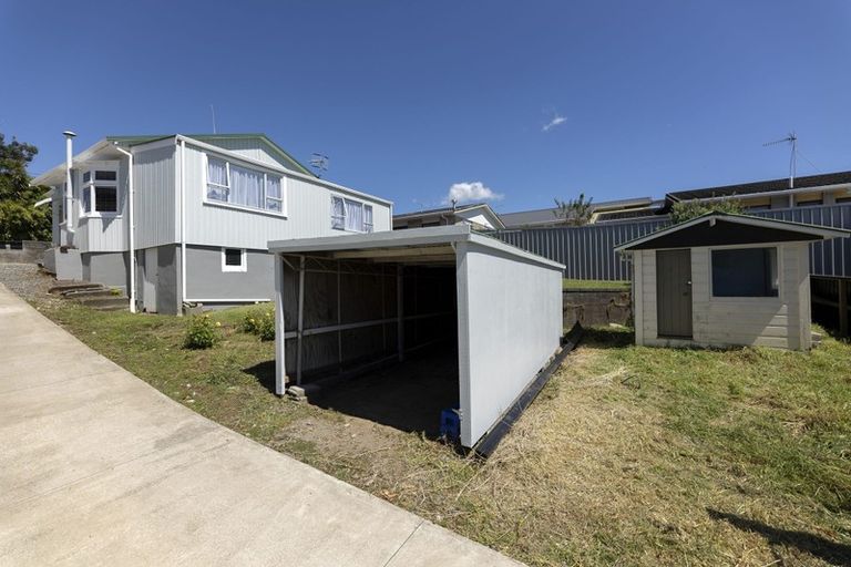 Photo of property in 75 Pendarves Street, New Plymouth, 4310