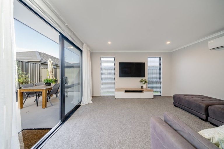 Photo of property in 3 Raynor Crescent, Pyes Pa, Tauranga, 3112