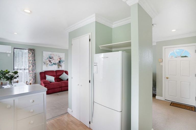 Photo of property in 2a Jones Place, Masterton, 5810