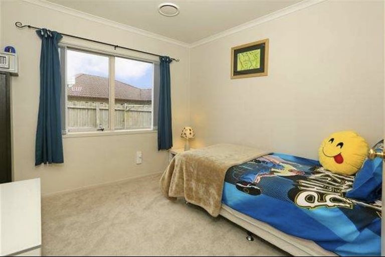 Photo of property in 4 Bibury Avenue, Henderson, Auckland, 0612