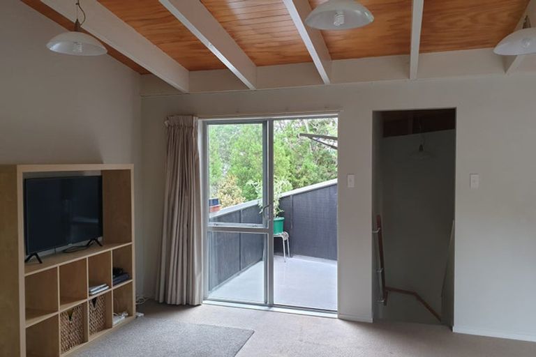 Photo of property in 103g Glengarry Road, Glen Eden, Auckland, 0602