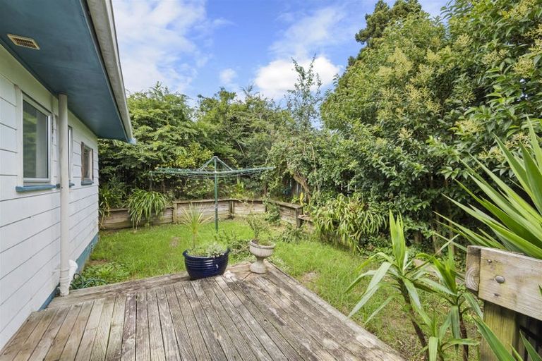 Photo of property in 1/32a Helena Street, Massey, Auckland, 0614