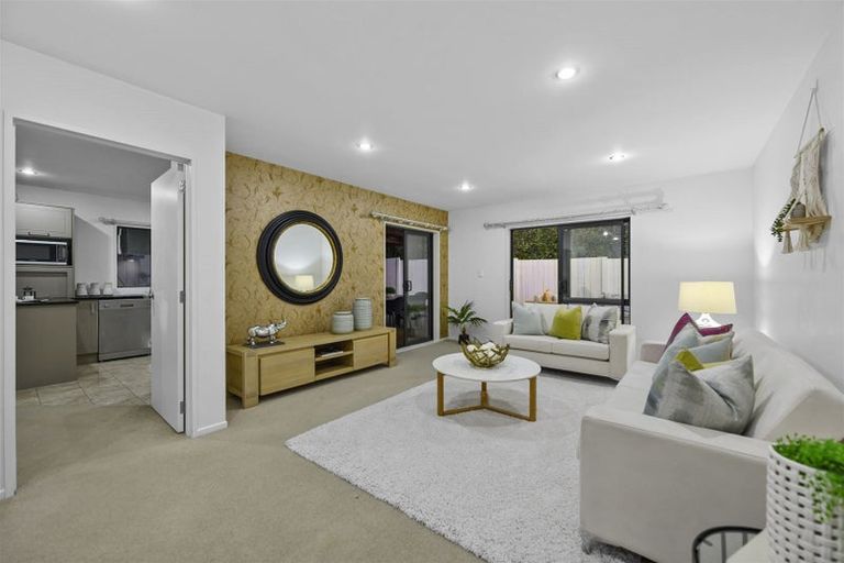 Photo of property in 209a Forrest Hill Road, Forrest Hill, Auckland, 0620