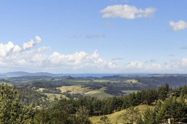 Photo of property in 15 Kraack Road, Dome Forest, Warkworth, 0981