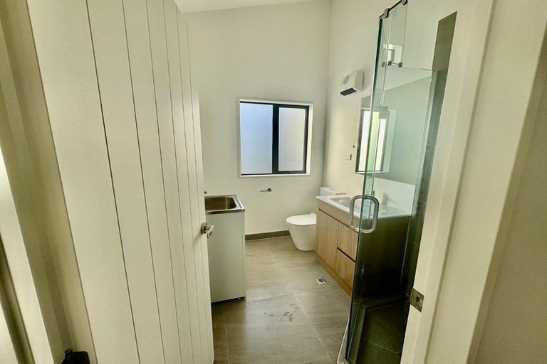 Photo of property in 11/15 Oakland Avenue, Papatoetoe, Auckland, 2025