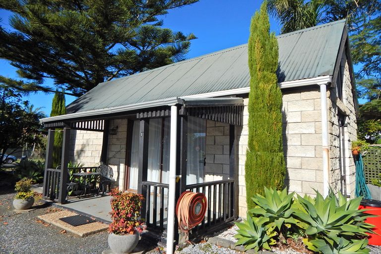 Photo of property in (kemp Lodge), 134a-c Kerikeri Road, Kerikeri, 0230