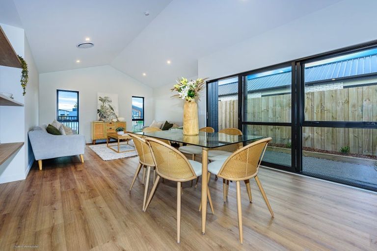 Photo of property in 41 Matamoe Drive, Halswell, 8025