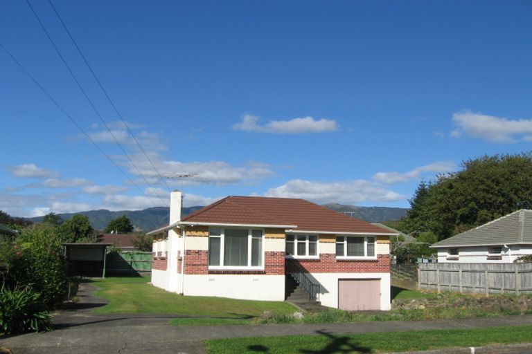 Photo of property in 51 Routley Crescent, Elderslea, Upper Hutt, 5018