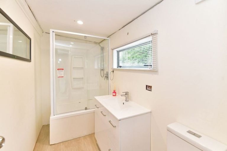 Photo of property in 17 Snapper Road, Stillwater, Silverdale, 0993