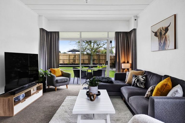 Photo of property in 41 Mahoe Street, Inglewood, 4330