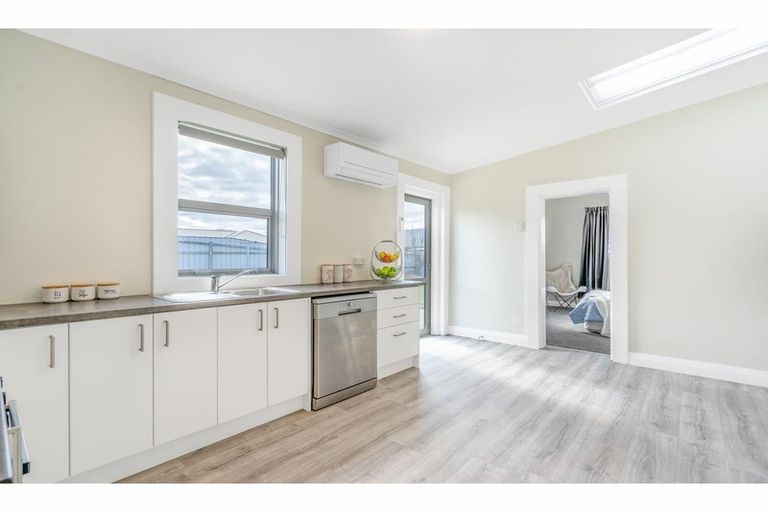 Photo of property in 22 Clutha Street, Alexandra, 9320