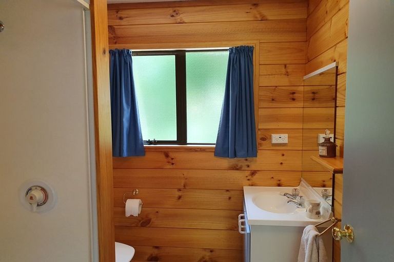 Photo of property in 16 Kamahi Terrace, Omori, Turangi, 3381