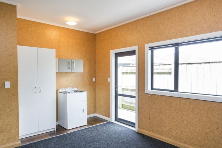 Photo of property in 6 Manhattan Court, Kelvin Grove, Palmerston North, 4414