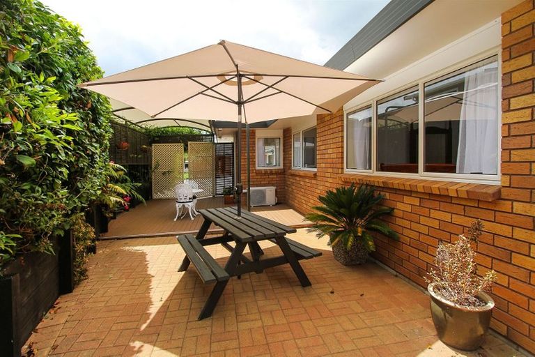 Photo of property in 50a Torkar Road, Clarks Beach, 2122