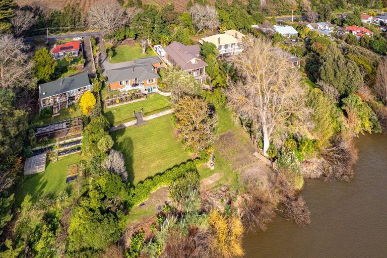 Photo of property in 21 Riverbank Road, Okoia, Whanganui, 4573