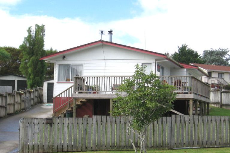 Photo of property in 31 Borich Road, Sunnyvale, Auckland, 0612