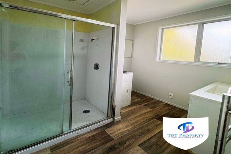 Photo of property in 27 Burndale Terrace, Manurewa, Auckland, 2102